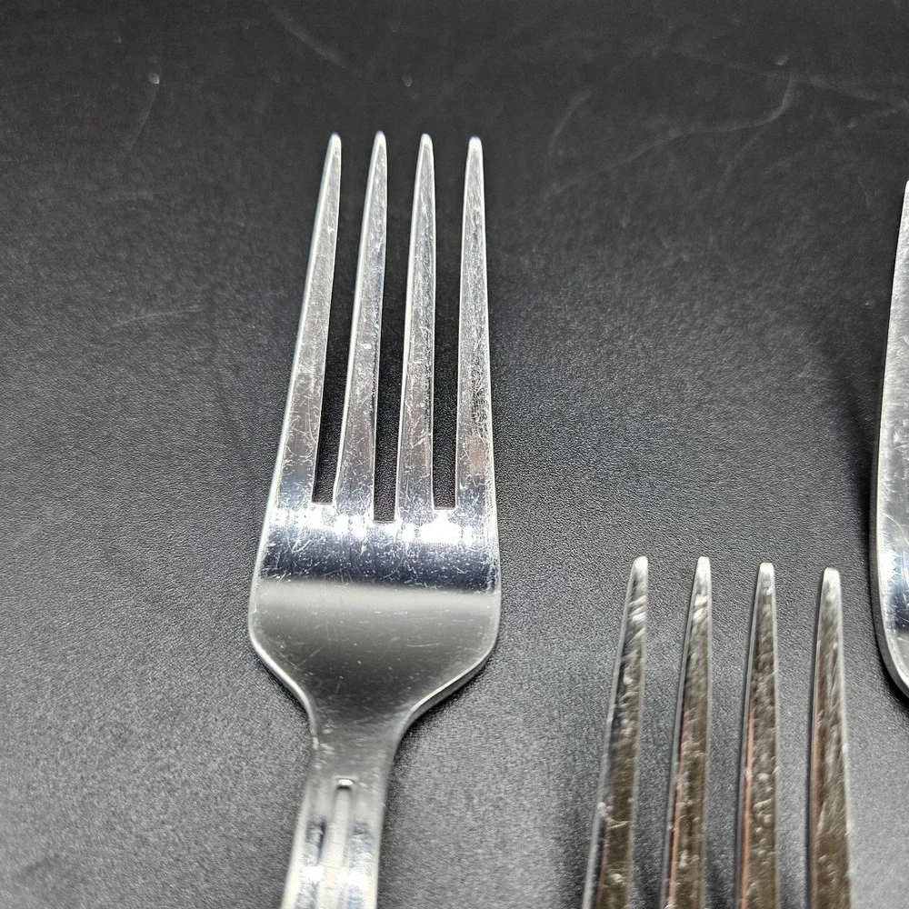 Oneida CIRCUIT Stainless Pierced Salad Forks Glossy Satin Accent 7 1/4